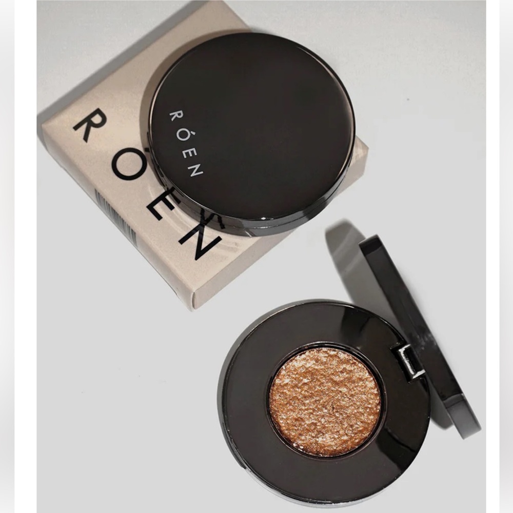 ROEN -Summer Disco single eyeshadow NWT